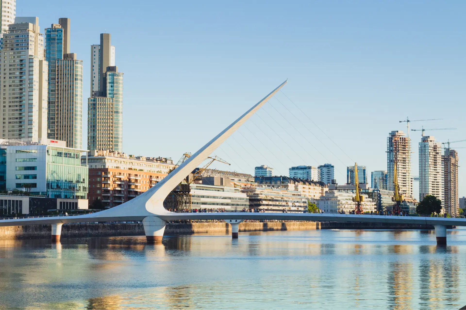 Puente-de-la-Mujer-Puerto-Madero.webp
