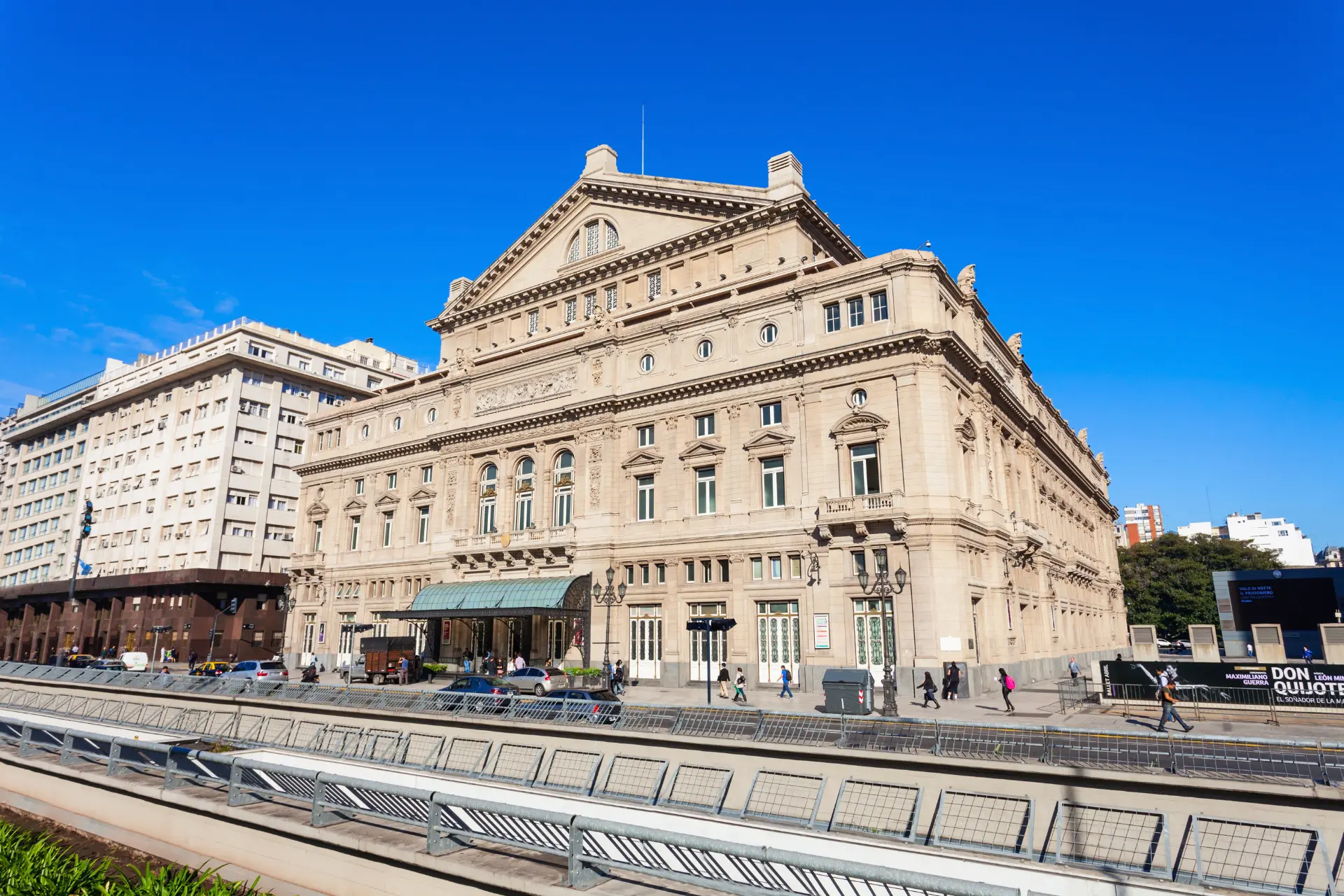 Teatro-Colon.webp